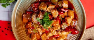 Азиатский стрит-фрай за 20 минут: курица с ананасом и перцем